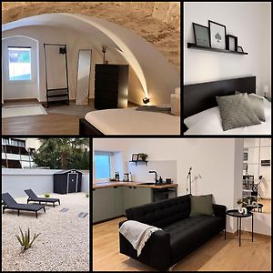 100 Sqm Terrace, Close To The Old Town & Shopping Area & Harbour